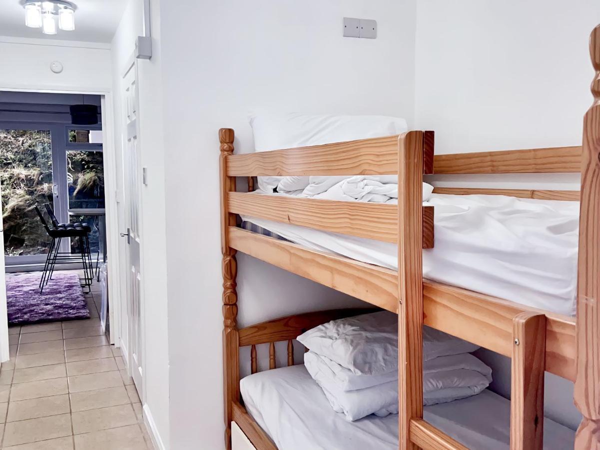 Court Ground Floor - Cosy With Sea Views Apartment